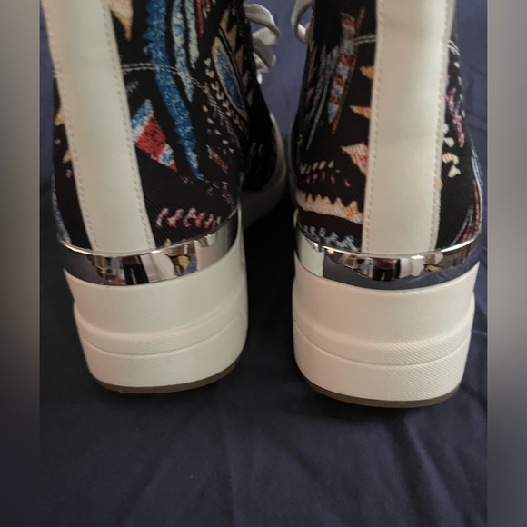 Brand New Women’s Cestfini graffiti platform High top sneakers - Picture 4 of 11